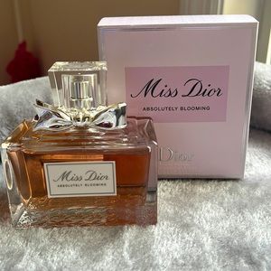 Miss Dior Absolutely Blooming Eau De Parfum